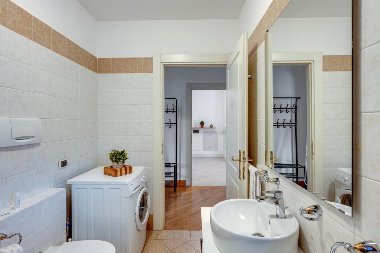 Il Broletto Apartment - Affitti Brevi Italia Лекко Екстер'єр фото